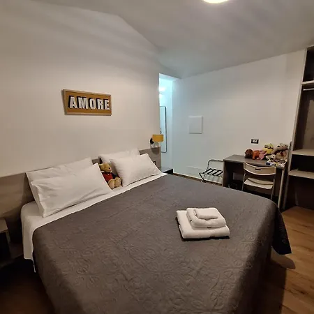 Comida & Experiences בית הארחה 3*